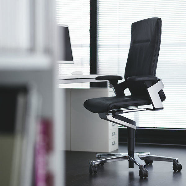 Wilkhahn ON 175/71 Executive Leather Chair
