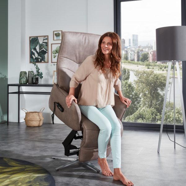 Himolla Seine 'Lift and Rise' Recliner 7905 - S-Lounger