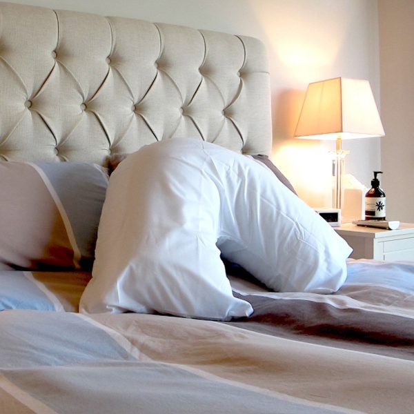 Bad Backs U Shaped Pillowcase - White