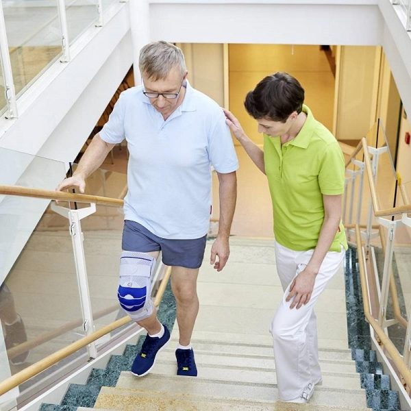 Bauerfeind GenuTrain S Hinged Knee Brace - Increased Stabilisation of the Knee Joint