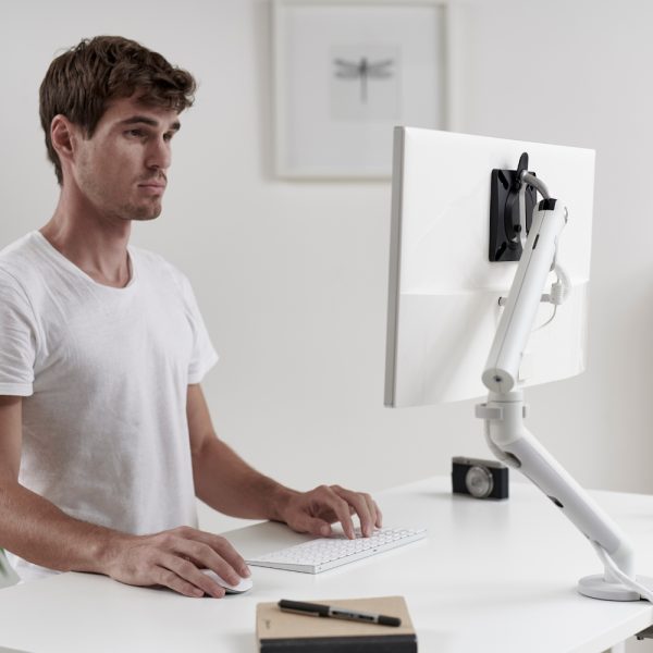 Flo Monitor Arm by CBS