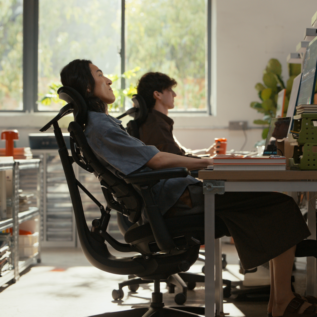 WEBSE7 LiberNovo Omni SE Dynamic Ergonomic Chair - Image 1